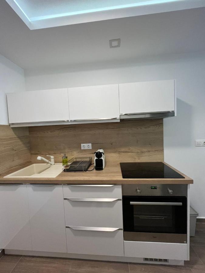 Swan Apartman - Keszthely Exterior foto
